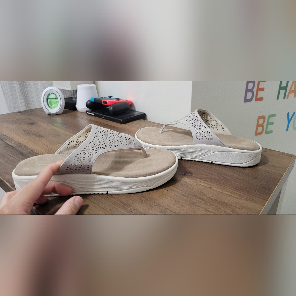 Easy spirit sandals